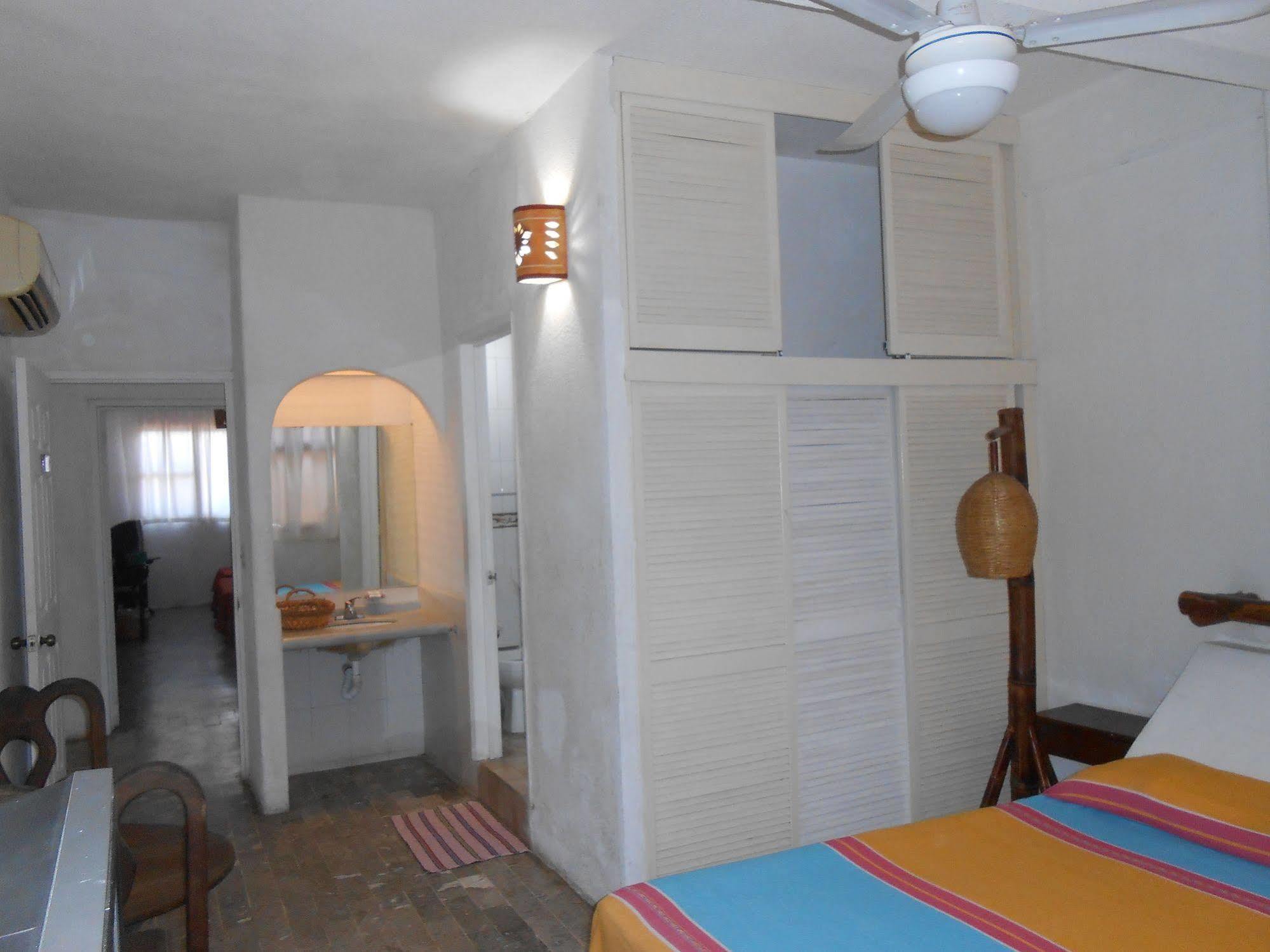Hotel Zihua Zihuatanejo